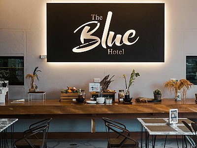 Made in Blue Café @Hotel